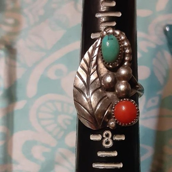 Jewelry - Vintage Navajo Turquoise & Coral Ring Sz 7